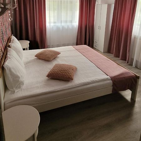 Casa Domneasca Hotel Giurgiu Екстериор снимка